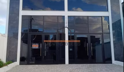 Ótimo Pavilhão  Comercial no Montserrat