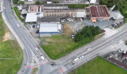 Terreno para venda com 1600 metros quadrados em Joinville - SC