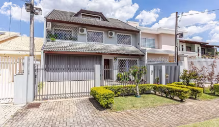 Casa com 3 quartos à venda na Rua Paraíba, 2397, Guaíra, Curitiba, 360 m2 por R$ 2.250.000