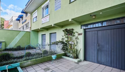 Casa comercial à venda no Prado Velho, Curitiba , 381 m2 por R$ 1.800.000