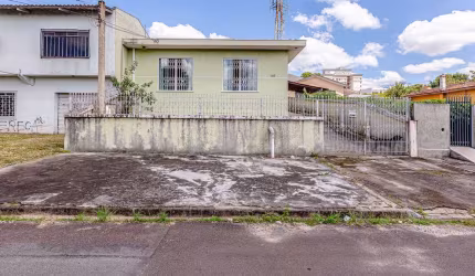 Casa com 3 quartos à venda na Rua Gil Vicente, 189, Guaíra, Curitiba, 205 m2 por R$ 799.000