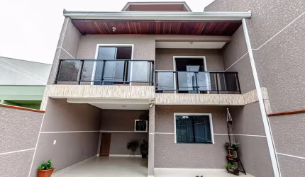 Casa com 3 quartos à venda na Rua Olinda Maria Scroccaro Nichele, 84, Umbará, Curitiba, 166 m2 por R$ 675.000