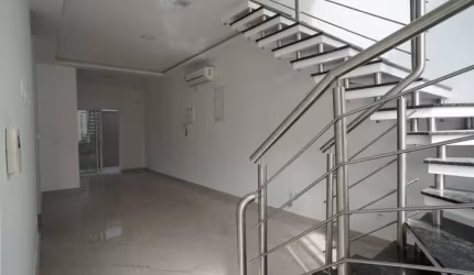 Casa comercial à venda na Rua Antônio Daniel Dalcuche Filho, 27, Uberaba, Curitiba, 123 m2 por R$ 650.000