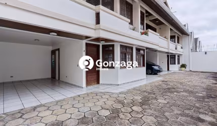 Casa com 3 quartos à venda na Rua Montese, 230, Parolin, Curitiba, 135 m2 por R$ 550.000