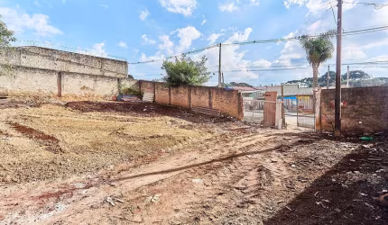 Terreno à venda na Restinga Seca, Almirante Tamandaré , 620 m2 por R$ 450.000