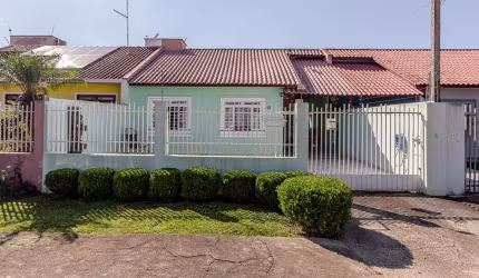 Casa com 2 quartos à venda na Rua São João, 165, Roseira de São Sebastião, São José dos Pinhais, 46 m2 por R$ 350.000