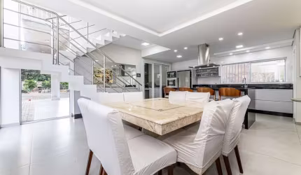 Casa com 2 quartos à venda no Butiatuvinha, Curitiba , 290 m2 por R$ 1.390.000