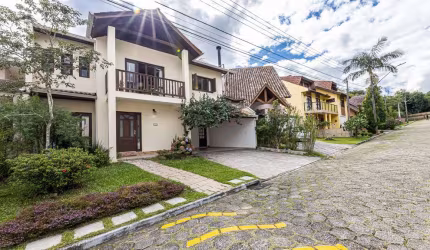 Casa com 3 quartos à venda no Abranches, Curitiba , 264 m2 por R$ 1.390.000