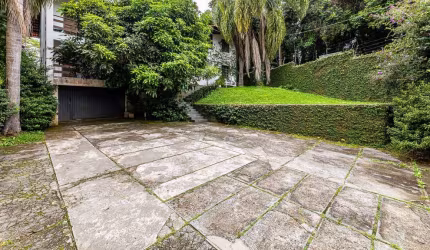 Casa com 5 quartos à venda na Rua Major Saul de Carvalho Chaves, 515, Santa Cândida, Curitiba, 440 m2 por R$ 1.490.000