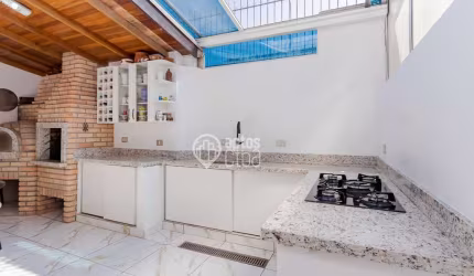 Casa em condomínio fechado com 3 quartos à venda na Rua Alberto Rutz, 491, Portão, Curitiba por R$ 750.000