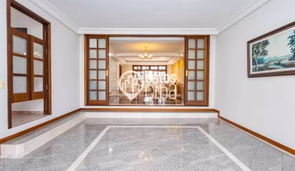 Casa com 4 quartos à venda na Avenida Edgard Stellfeld, 1160, Jardim Social, Curitiba por R$ 1.590.000