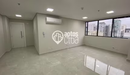 Sala comercial para alugar na Avenida República Argentina, 1505, Água Verde, Curitiba por R$ 3.000