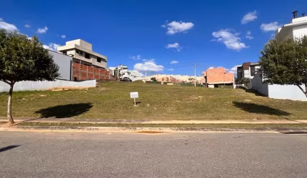 Lote com 428 metros próximo a área de lazer no condomínio Cyrela Landscape