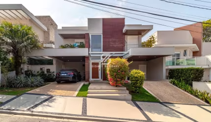 Casa à venda com 4 quartos no condomínio Ângelo Vial em Sorocaba/SP.