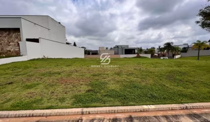 Lote à venda com 457m² no Alphaville Nova Esplanada! em Votorantim/SP.