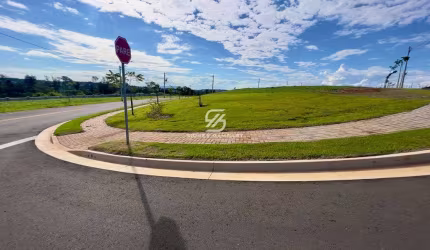 Lote de  esquina 377m² no condomínio Terras Alpha Nova Esplanada em Votorantim.