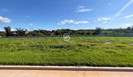 Lote de 315m² no condomínio Terras Alpha Nova Esplanada em Votorantim/SP.