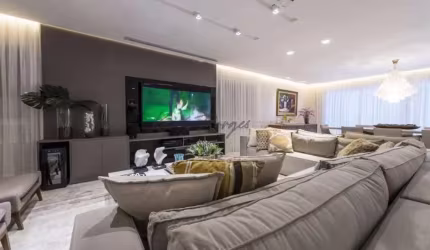 Casa duplex com 5 suítes no Ponta Negra Boulevard