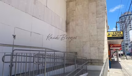Edifício comercial na Cidade Alta