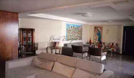 Apartamento 1 por andar com 4 suítes em Tirol