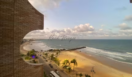Apartamento 3 suítes, 180m², frente mar em Areia Preta