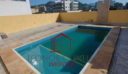 Casa com 5 quartos à venda na Rua Namur, Vila Valqueire, Rio de Janeiro por R$ 850.000