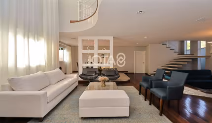 CASA 4 SUITES EM FRENTE AO PARQUE BARIGUI