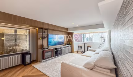 APARTAMENTO SEMIMOBILIADO 3 QUARTOS FACE NORTE NO BATEL