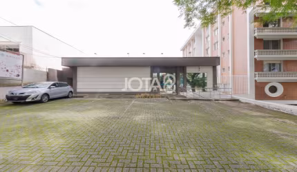 CASA COMERCIAL A VENDA NO ÁGUA VERDE