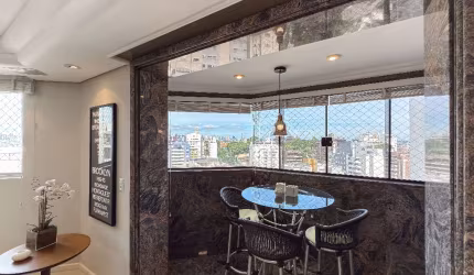 BIGORRILHO: 170M² DE CONFORTO E LOCALIZAÇÃO PRIVILEGIADA!