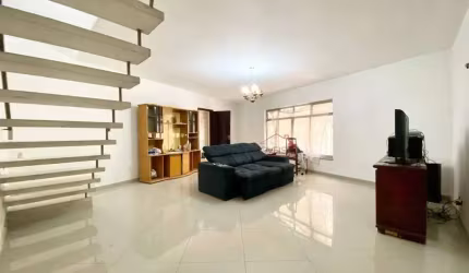 Sobrado 5 dorms 2 suítes e 4 vagas  Vila Moraes | ao lado da Av. do Cursino | sobrado amplo | agende sua visita