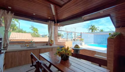 Casa para Venda em Bertioga, Centro, 3 dormitórios, 3 suítes, 3 banheiros, 2 vagas