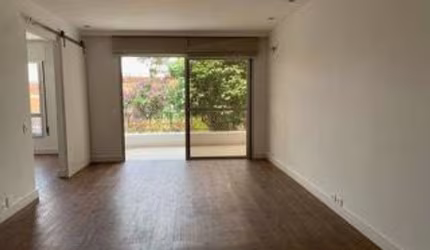 Apartamento para venda tem 150 metros quadrados com 4 quartos