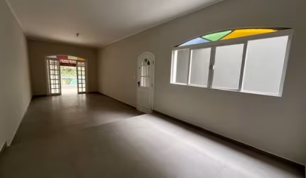 Charmosa Casa Pronta para Morar no Jardim Ester Yolanda, São Paulo - 3 Quartos, Suíte e Área Gourmet