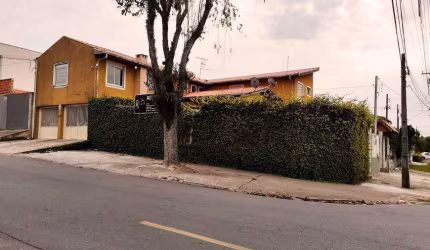 Sobrado residencial contendo 2 salas comerciais