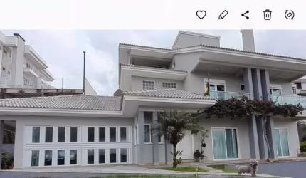 Sobrado à venda, 3 quartos, 3 suítes, 2 vagas, Centro - Pato Branco/PR
