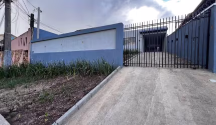 Casa Residencial à venda, 3 quartos, 1 suíte, 1 vaga, Xaxim - Curitiba/PR