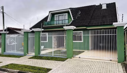 Casa Residencial para aluguel, 5 quartos, 4 vagas, Xaxim - Curitiba/PR