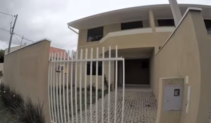 Sobrado com 3 quartos  à venda, 82.09 m2 por R$365000.00  - Alto Boqueirao - Curitiba/PR