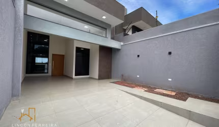 Vende-se Casa no Jardim Industrial em Maringá