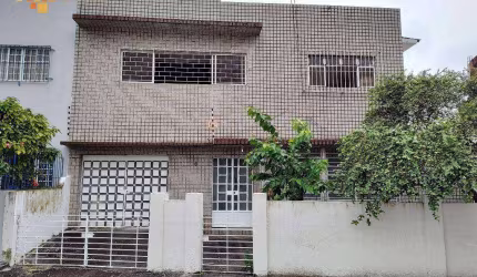 Casa com 6 dormitórios à venda, 330m² por R$ 430.000 - Tamarineira - Recife/PE