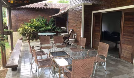 Casa com 4 dormitórios à venda, 381 m² por R$ 800.000,00 - Aldeia - Camaragibe/PE