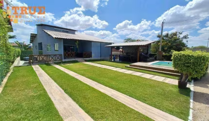 CASA EM CONDOMÍNIOC COM 5 SUÍTES COM PISCINA E PUB INGLÊS