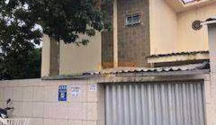 Casa no bairro do Pina - VENDO