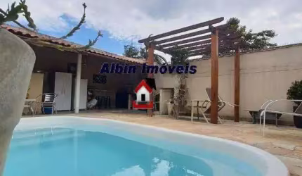 Casa para Venda em Niterói, Serra Grande, 2 dormitórios, 1 suíte, 1 banheiro, 1 vaga