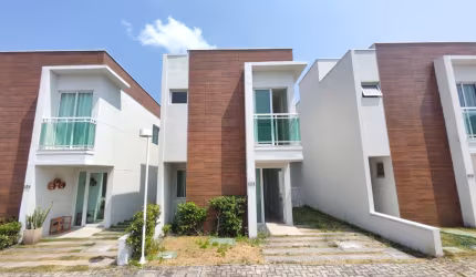 Casa Duplex 3 Dormitórios Condomínio Fechado Eusébio - CE