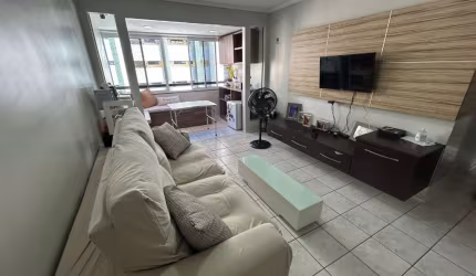 Apartamento à Venda com 3 quartos, 3 banheiros, 2 vagas e 114m² por R$ 570.000