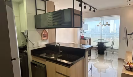Apartamento à Venda com 2 quartos, 2 banheiros, 1 vaga e 54m² por R$ 590.000