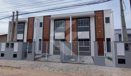 sobrado suíte + dois dormitórios em Navegantes