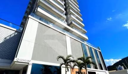 Apartamento Decorado com 2 Suites no Bairro Fazenda em Itajai